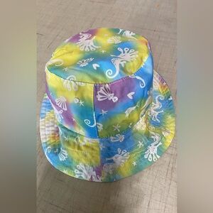 Tommy Bahama Colorful Tie-Dye Bucket Hat with seahorses